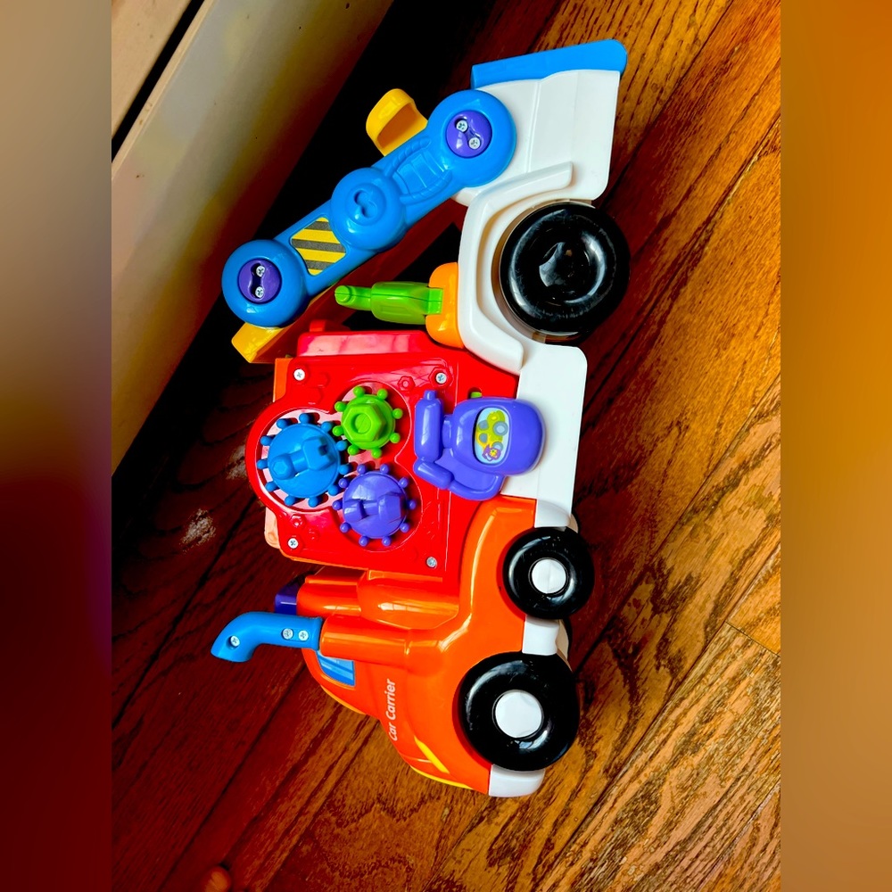 Vtech Go! Go! Smart Wheels Deluxe Car Carrier